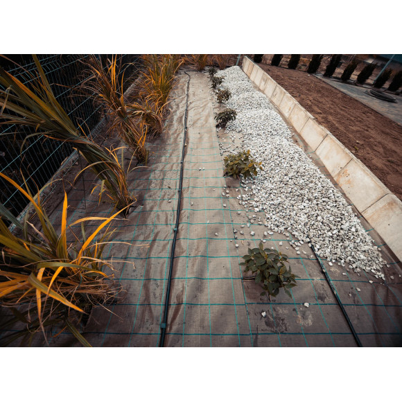 Agrotkanina Brązowa P100g 3.20x100